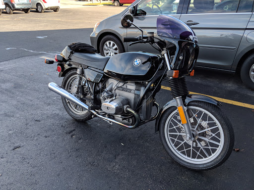 Motorcycle Dealer «Suzuki Triumph of Swansea», reviews and photos, 610 Grand Army of the Republic Hwy, Swansea, MA 02777, USA