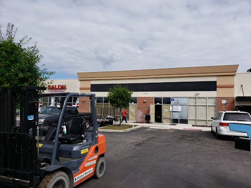 Auto Parts Store «Bennett Auto Supply», reviews and photos, 7101 E Colonial Dr #113, Orlando, FL 32807, USA