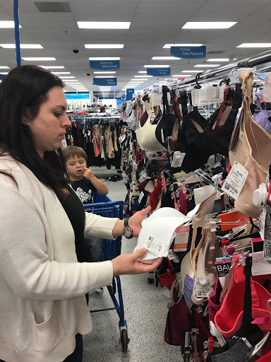 Clothing Store «Ross Dress for Less», reviews and photos, 6715 Camino Arroyo, Gilroy, CA 95020, USA