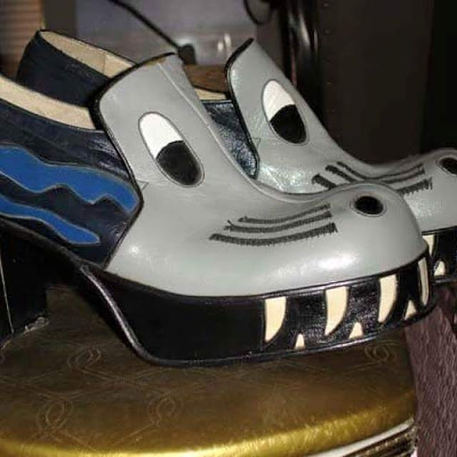 Wholesaler «Pixel 19 Vintage Clothing LLC», reviews and photos, 211 Klotter Ave, Cincinnati, OH 45219, USA