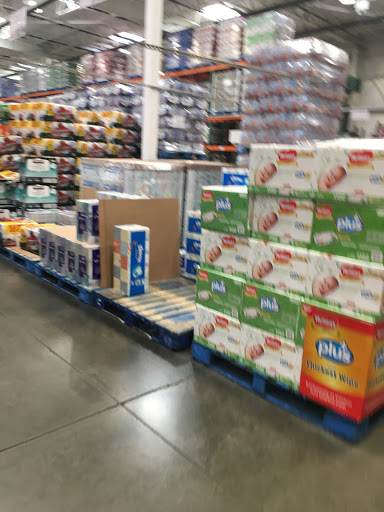 Warehouse store «Costco Wholesale», reviews and photos, 5901 Redwood Dr, Rohnert Park, CA 94928, USA