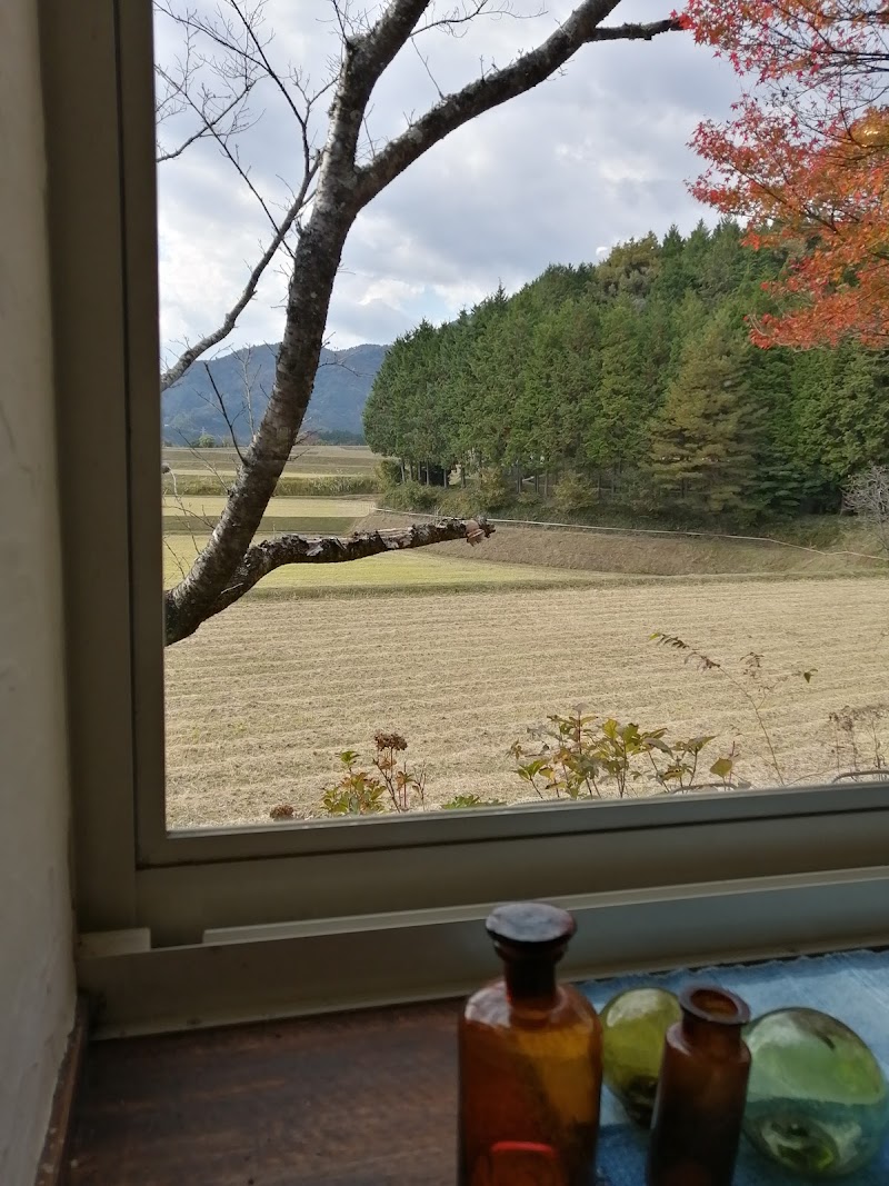 ツリートランク 岡山県津山市堀坂 カフェ 喫茶 グルコミ