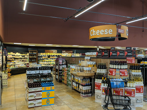 Supermarket «Giant Eagle Supermarket», reviews and photos, 55 Meadow Park Ave, Lewis Center, OH 43035, USA