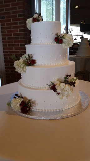 Country Club «Crestview Country Club», reviews and photos, 281 Shoemaker Ln, Agawam, MA 01001, USA