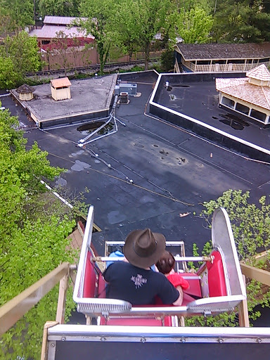 Golf Course «Gatlinburg Golf Course», reviews and photos, 520 Dollywood Ln, Pigeon Forge, TN 37863, USA