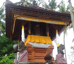 Pura Dalem Desa Adat Kutri-Abasan photo
