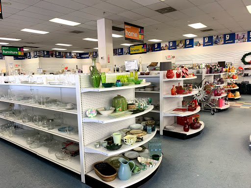 Thrift Store «Goodwill Industries of the Chesapeake, Inc.», reviews and photos, 3153 Solomons Island Rd, Edgewater, MD 21037, USA