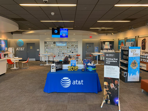 Cell Phone Store «AT&T», reviews and photos, 1728 S Greenfield Rd #106, Mesa, AZ 85206, USA