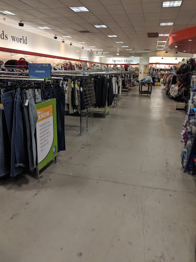 Store «Goodwill - Whittier», reviews and photos, 15214 Whittier Blvd, Whittier, CA 90603, USA