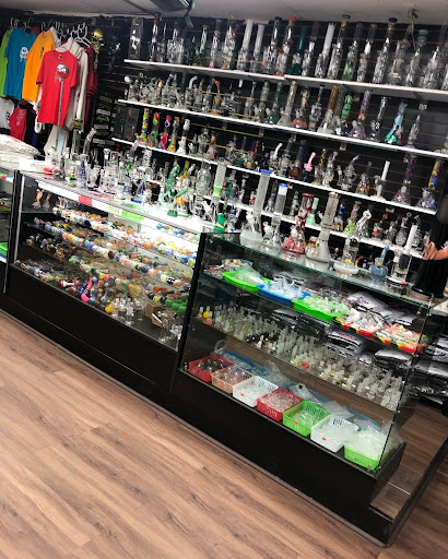 Tobacco Shop «Cigarette & Gift Shop», reviews and photos, 1336 W Yosemite Ave, Manteca, CA 95337, USA