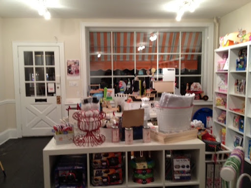 Toy Store «Twirl Toy Shop», reviews and photos, 10 N Main St, Pennington, NJ 08534, USA