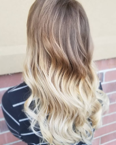 Hair Salon «Famous Hair», reviews and photos, 218 Park Dr Ste E, Weirton, WV 26062, USA