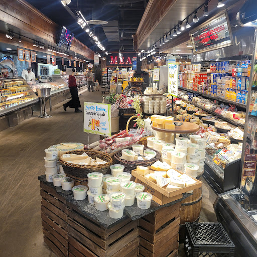 Market «Randazzo Fresh Market», reviews and photos, 36800 Garfield Rd, Charter Twp of Clinton, MI 48035, USA
