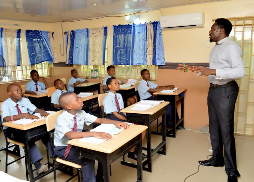 JS Margaret Private School, 33A Adebola Ojomu Street, Surulere, Lagos, Nigeria, Public School, state Lagos