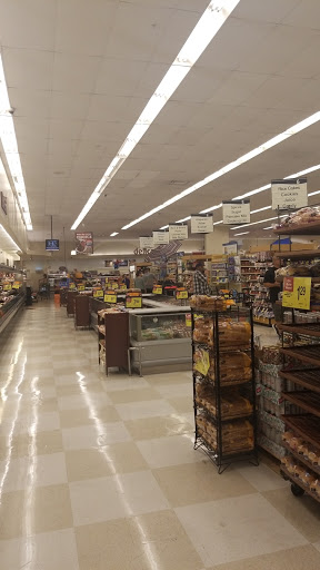 Grocery Store «Albertsons», reviews and photos, 2400 W Commonwealth Ave, Alhambra, CA 91803, USA