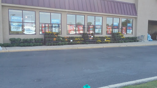 Grocery Store «Giant Food Stores», reviews and photos, 1465 W Broad St, Quakertown, PA 18951, USA