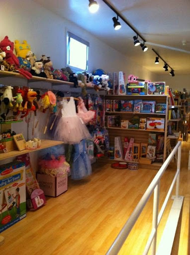 Toy Store «Tugooh Toys», reviews and photos, 1355 Wisconsin Ave NW, Washington, DC 20016, USA