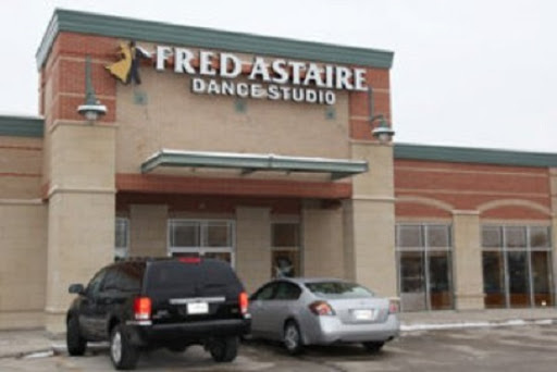 Dance School «Fred Astaire Dance Studio of Brookfield», reviews and photos, 15760 W Capitol Dr, Brookfield, WI 53005, USA