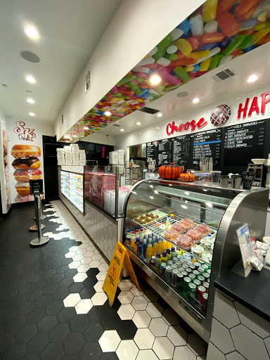 Donut Shop «SK Donuts & Croissant», reviews and photos, 5850 W 3rd St, Los Angeles, CA 90036, USA