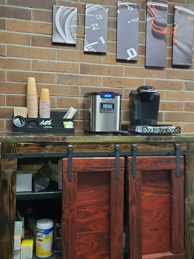 Used Car Dealer «Landmark Motors, Inc.», reviews and photos, 13815 NE 24th St, Bellevue, WA 98005, USA