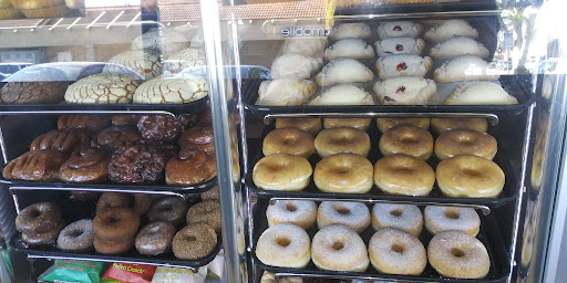 Donut Shop «Yum Yum Donuts», reviews and photos, 10518 Garvey Ave, El Monte, CA 91731, USA