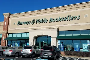 Barnes & Noble image