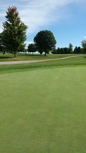 Golf Course «El Paso Golf Club», reviews and photos, 2860 County Rd 600 N, El Paso, IL 61738, USA