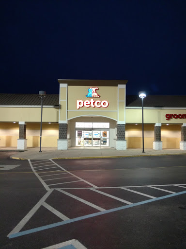 Petco Animal Supplies, 2520 E 3rd St, Bloomington, IN 47401, USA, 