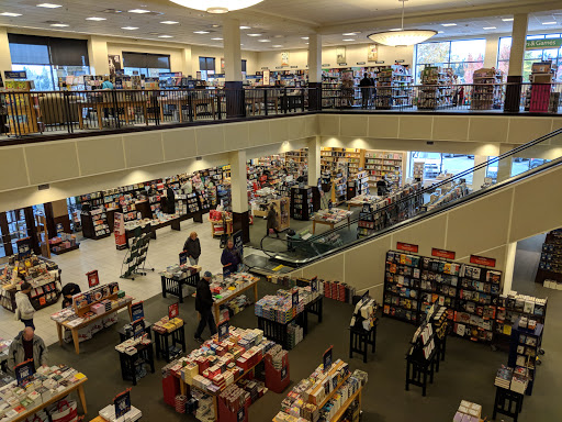 Book Store «Barnes & Noble», reviews and photos, 301 NE Northgate Way, Seattle, WA 98125, USA