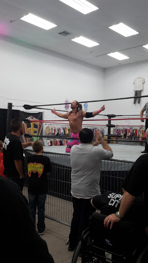 Thrift Store «MCB (Missouri Council of the Blind) Thrift Store», reviews and photos, 2713 N Kansas Expy, Springfield, MO 65803, USA