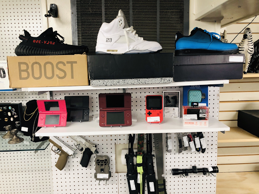 Pawn Shop «Capitol City Buy & Sell», reviews and photos, 3517 Walnut St, Harrisburg, PA 17109, USA