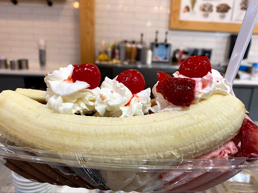 Ice Cream Shop «Marble Slab Creamery», reviews and photos, 108 N Main St, Greenville, SC 29601, USA