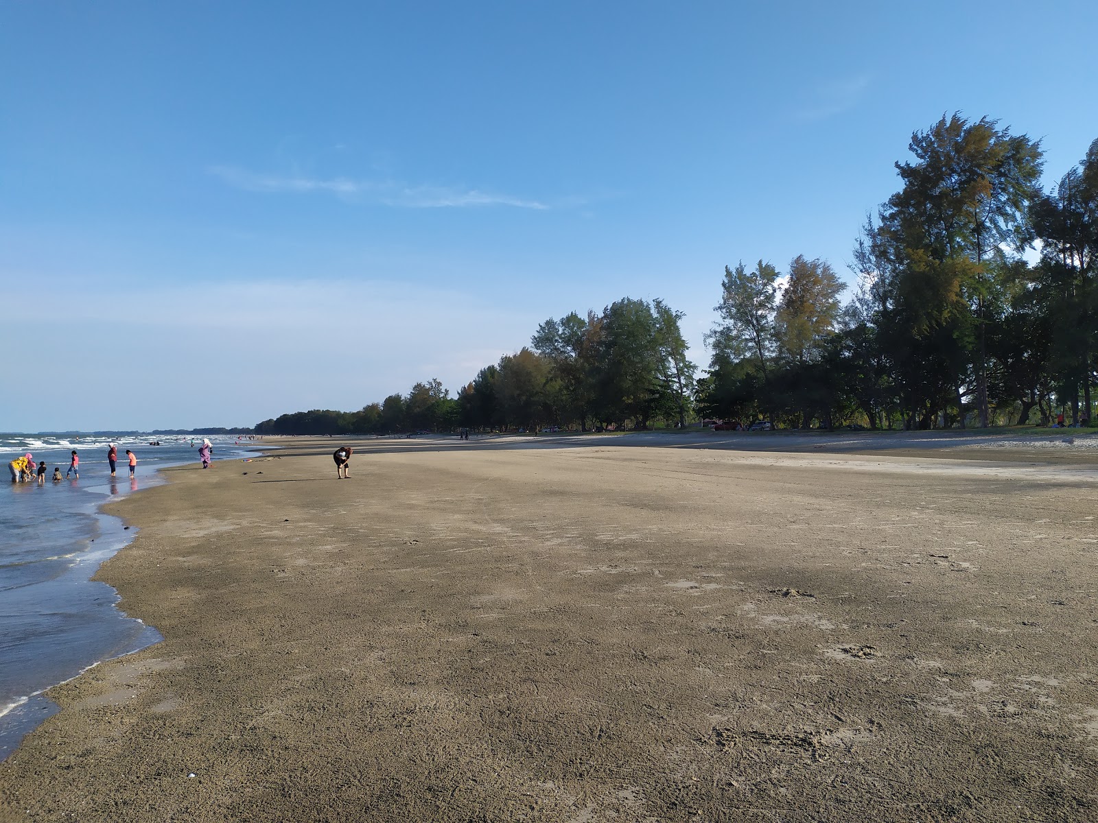 Fotografija Cempaka Beach z svetel pesek površino