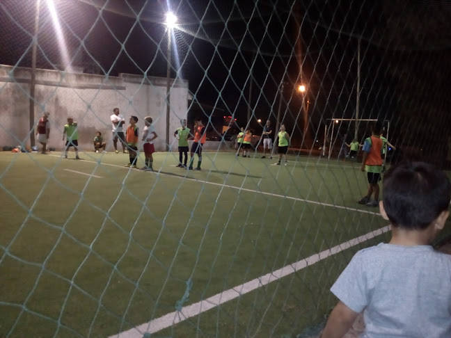 Opiniones de Cancha fútbol 5 "Lo de Chito" en Canelones - Gimnasio