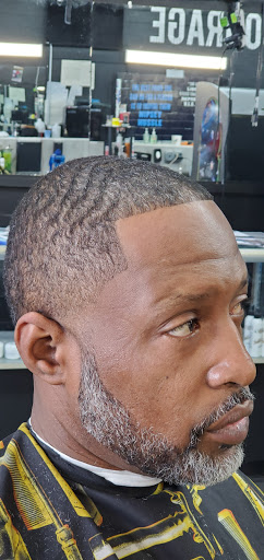 Barber Shop «Razor 1 Kutz Barbershop», reviews and photos, 7218 Montgomery Rd, Silverton, OH 45236, USA