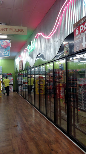 Grocery Store «Harvest Market Estacada», reviews and photos, 280 N Broadway St, Estacada, OR 97023, USA