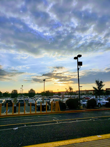 Shopping Mall «Midstate Mall», reviews and photos, 300 NJ-18, East Brunswick, NJ 08816, USA