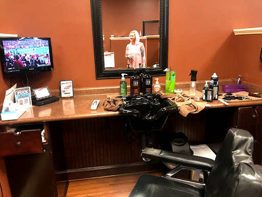 Barber Shop «The Guys Place A Hair Salon for Men», reviews and photos, 7416 Creedmoor Rd, Raleigh, NC 27613, USA