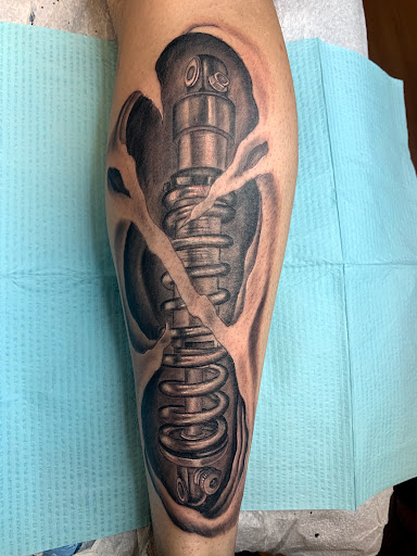 Explore japanese geisha tattoo ideas, creative tattoo ideas in Worcester, available at Hourglass Ink Tattoo Studio