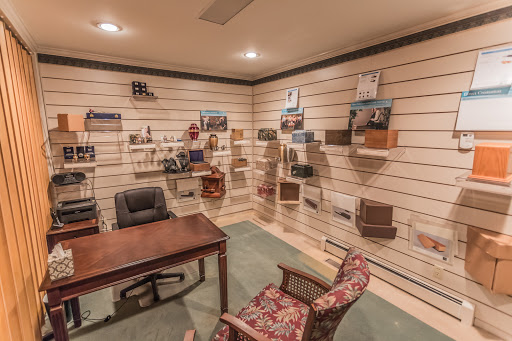 Funeral Home «Sweeney-Phillips & Holdren Funeral Home», reviews and photos, 617 N Maguire St, Warrensburg, MO 64093, USA