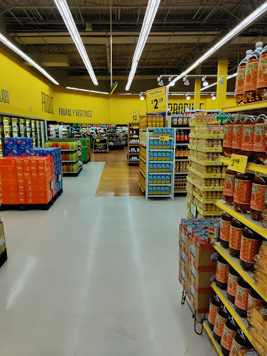 Grocery Store «Fresco y Más», reviews and photos, 1630 W 49th St, Hialeah, FL 33012, USA