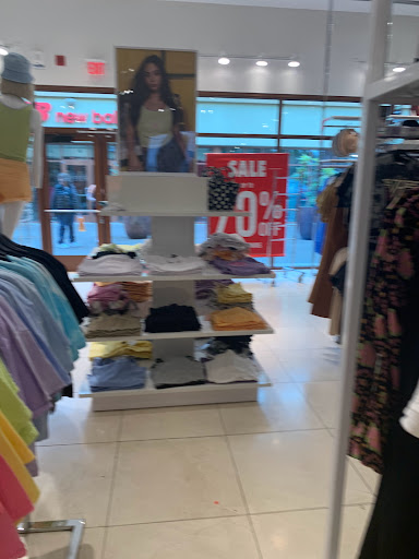 Clothing Store «Forever 21», reviews and photos, 1001 N Arney Rd #1000, Woodburn, OR 97071, USA