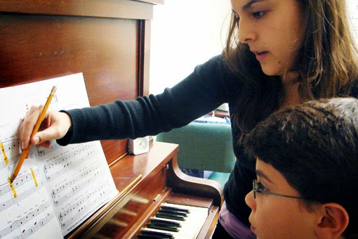 Schools singing music in Toronto