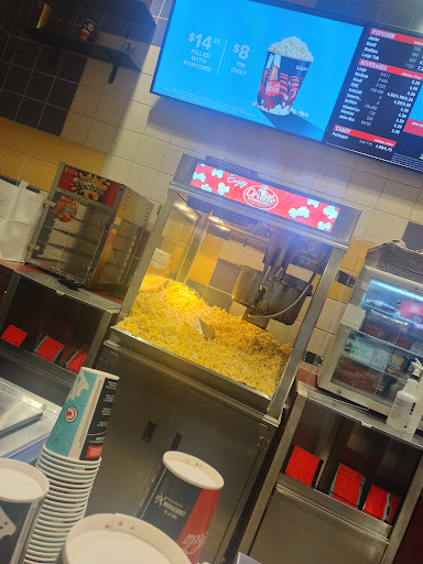 Movie Theater «Cinemark 17», reviews and photos, 2900 Gateway St, Springfield, OR 97477, USA