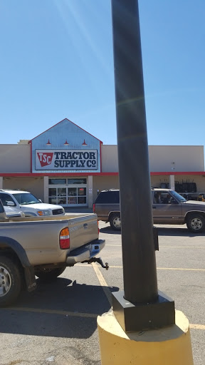 Home Improvement Store «Tractor Supply Co.», reviews and photos, 2211 Ave F NW, Childress, TX 79201, USA