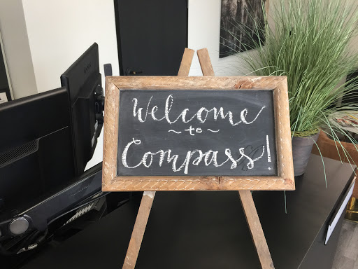 Mortgage Lender «Dennis Papiernik - Naperville VP Mortgage Banker / Compass Mortgage», reviews and photos