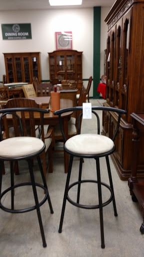 Used Furniture Store «Society of St. Vincent de Paul», reviews and photos, 1705 E Jericho Turnpike, Huntington, NY 11743, USA
