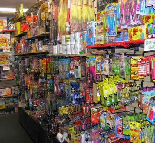 Gift Shop «Aahs The Ultimate Gift Store», reviews and photos, 3223 Wilshire Blvd, Santa Monica, CA 90403, USA