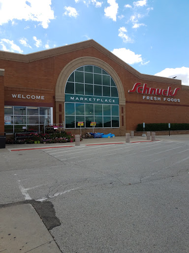 Grocery Store «Schnucks», reviews and photos, 1750 Bradford Ln, Normal, IL 61761, USA