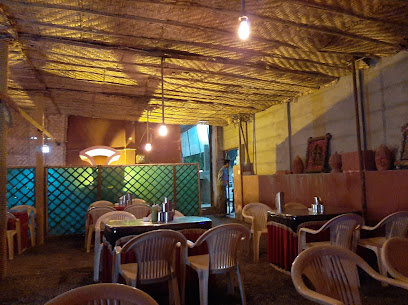 The Food Zone Pure Vegetarian Restaurant - Bhaskar Cir, Panchwati Colony, Ratanada, Jodhpur, Rajasthan 342001, India